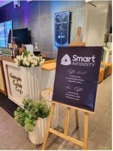 Staying effortless on the go: Smart travel tips from frequent flyers