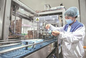 Китайска роботизирана система повишава прецизността и достъпа при лечение на инсулт