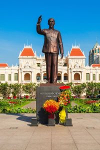 Среща с ханфу в полетата с божури на Хезе