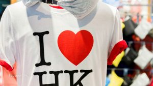 Rediscovering town life: How online screen printing revives local identity during your travels.