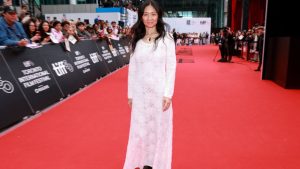 Шекспировата фамилия на Шекспир на Chloé Zhao Хамнет печели топ Торонто Филмова награда