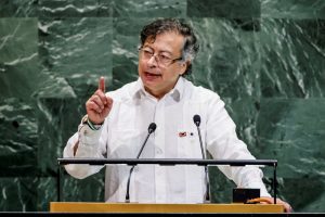 BMW ще инвестира още 2,76 милиарда долара, за да се адаптира към EV смяната в Китай · TechNode