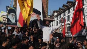 Смъртта на иранския Хаменей предизвика възмущение и призиви за сдържаност в Азия